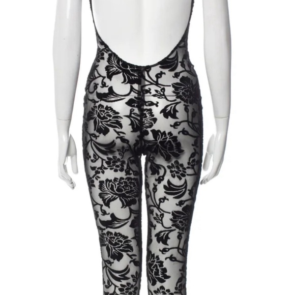 NWOT Norma Kamali Black Lace Catsuit Jumpsuit Playsuit Romper size medium - Picture 4 of 5